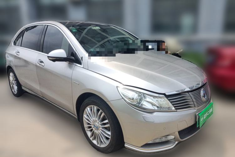 Used Denza 2014 Deluxe Edition Front Right 45 Deg