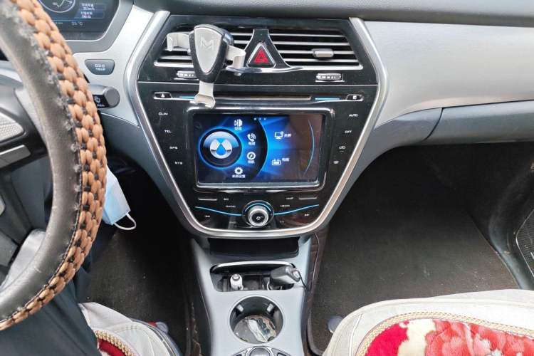 Used Denza 2014 Deluxe Edition Audio And AC Panel