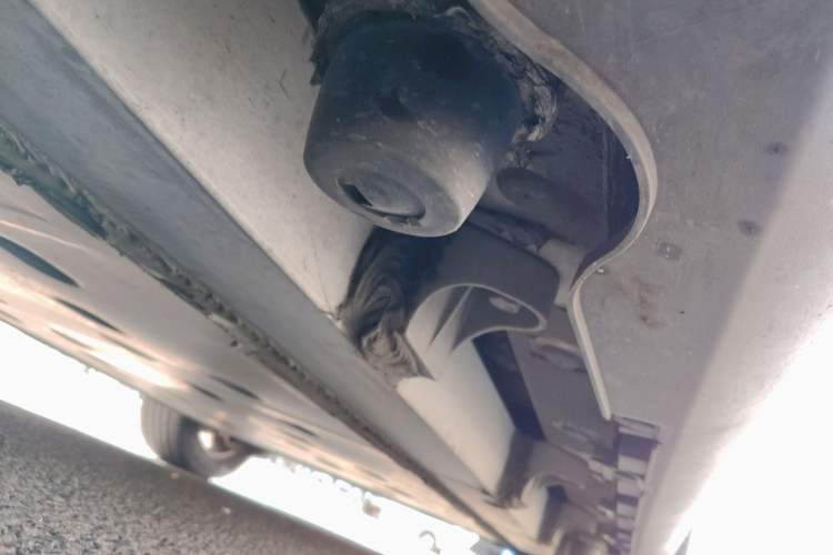 Used Denza 2014 Stylish Edition Chassis Front Left