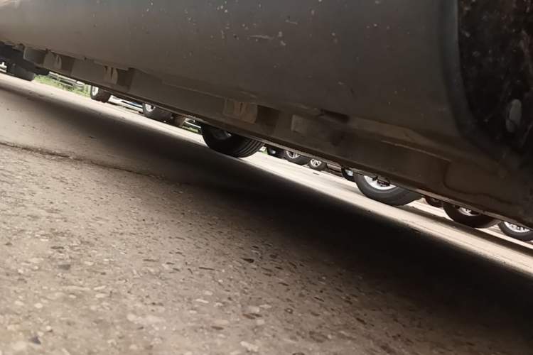 Used Denza 2014 Deluxe Edition Chassis Front Right
