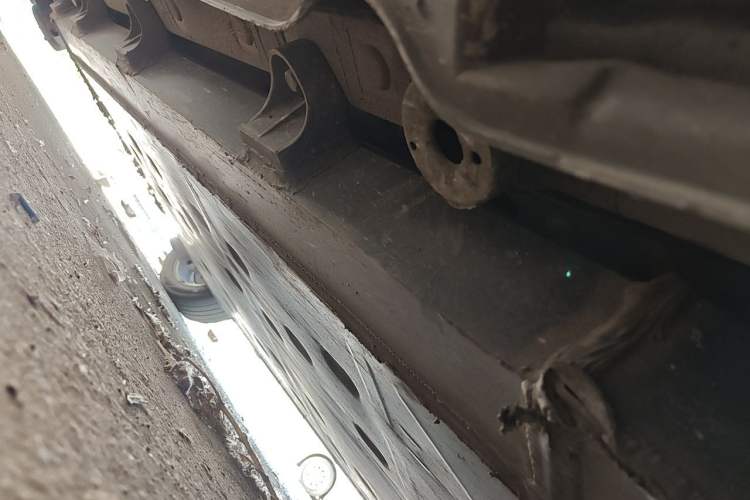 Used Denza 2014 Deluxe Edition Chassis Front Right