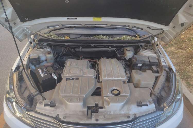 Used Denza 2014 Stylish Edition Engine Bay