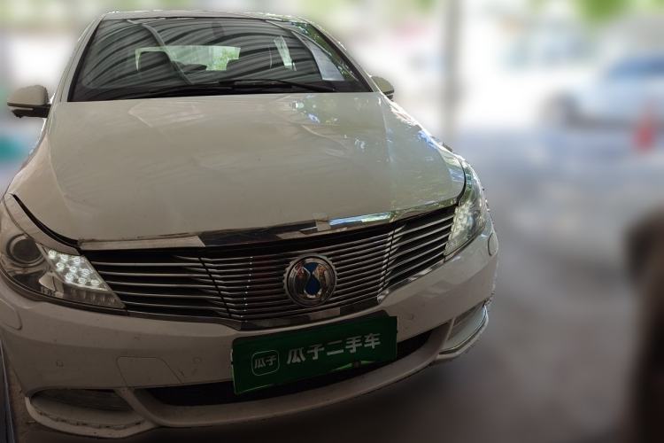 Used Denza 2014 Deluxe Edition Front