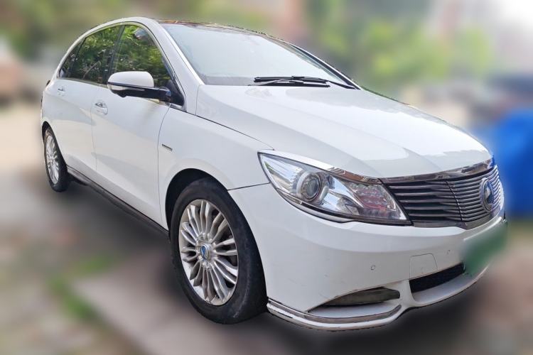Used Denza 2014 Deluxe Edition Front Right 45 Deg