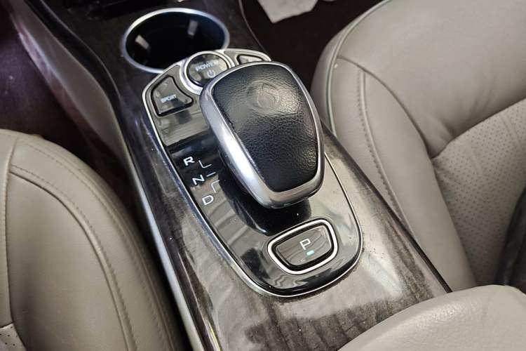 Used Denza 2014 Deluxe Edition Gear Lever