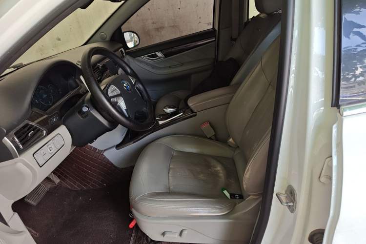 Used Denza 2014 Deluxe Edition Left Front Seat