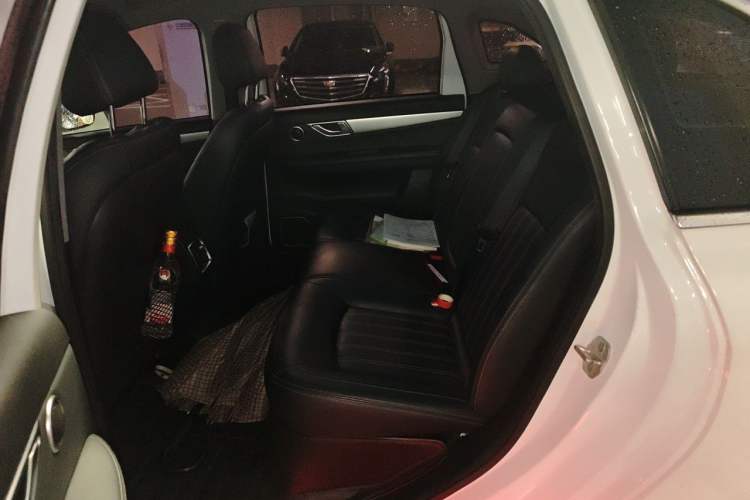 Used Denza 2014 Stylish Edition Left Rear Seat