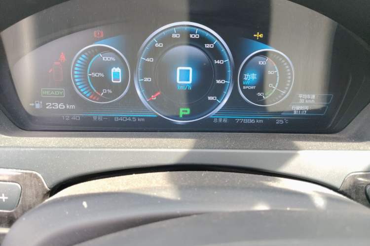 Used Denza 2014 Stylish Edition Odometer Close Up