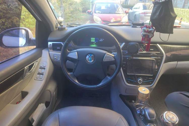 Used Denza 2014 Stylish Edition Steering Wheel