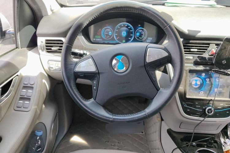 Used Denza 2014 Stylish Edition Steering Wheel
