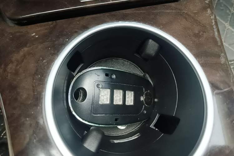 Used Denza 2014 Deluxe Edition Vehicle Key