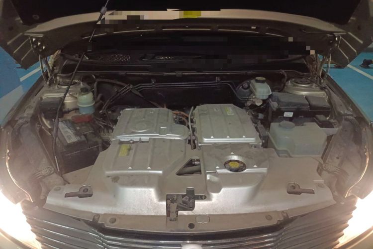 Used Denza 2014 Stylish Edition Engine Bay
