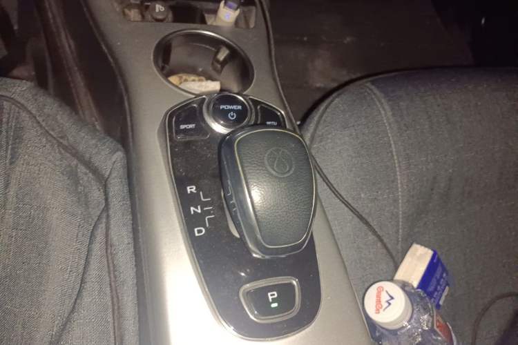 Used Denza 2014 Stylish Edition Gear Lever