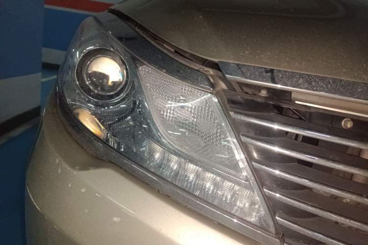 Used Denza 2014 Stylish Edition Right Front Headlight