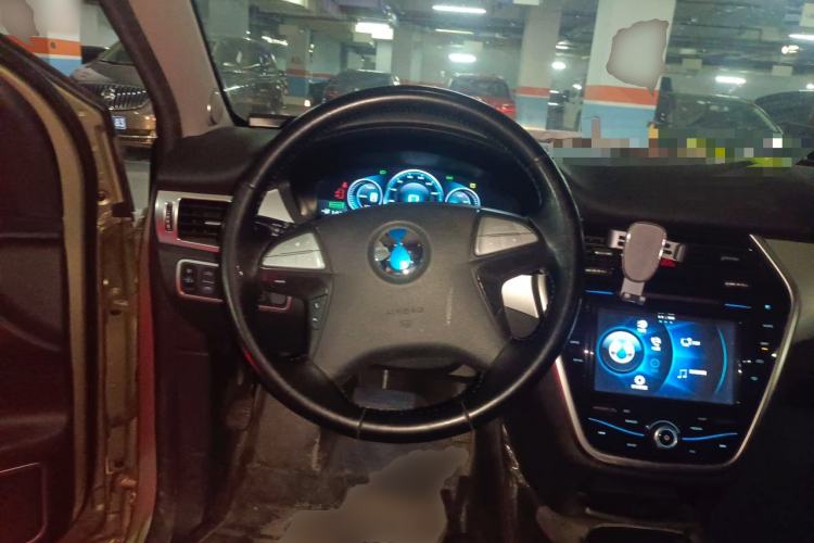 Used Denza 2014 Stylish Edition Steering Wheel