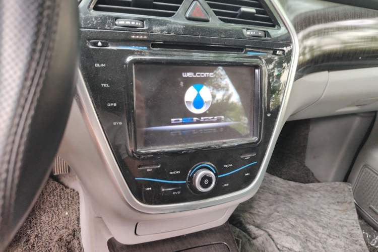 Used Denza 2017 Honor Edition Audio And AC Panel