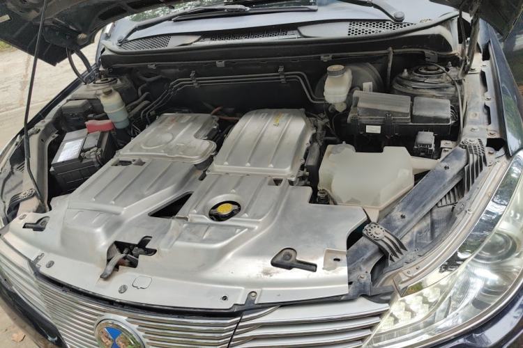 Used Denza 2017 Honor Edition Engine Bay
