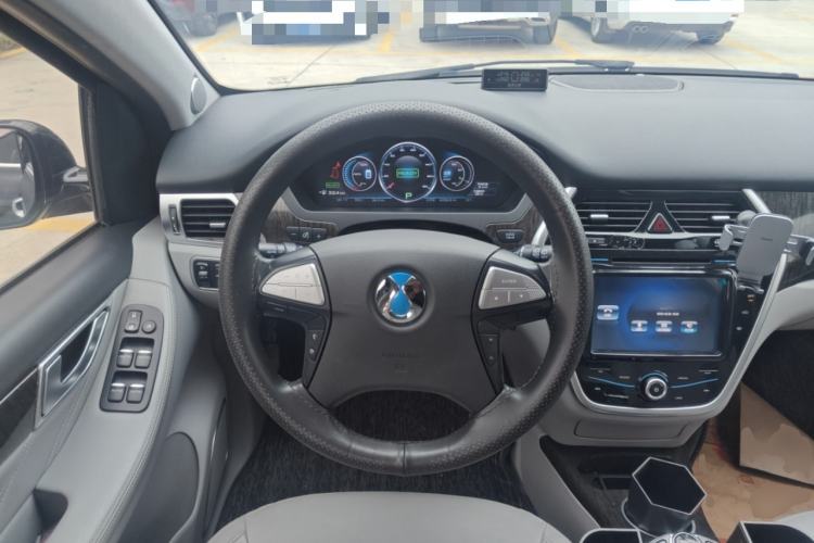 Used Denza 2017 Stylish Edition Steering Wheel