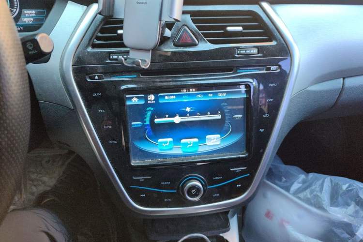 Used Denza 2017 Stylish Edition Audio And AC Panel
