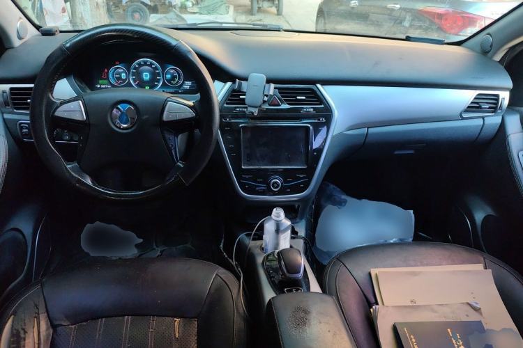 Used Denza 2017 Stylish Edition Center Console