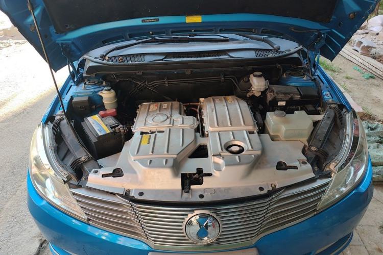 Used Denza 2017 Stylish Edition Engine Bay