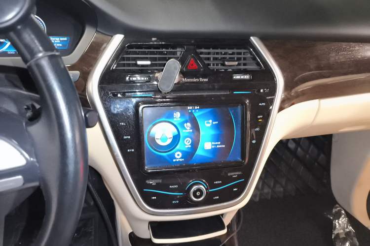 Used Denza 2017 Honor Edition Audio And AC Panel