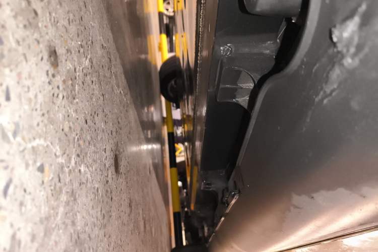 Used Denza 2017 Honor Edition Chassis Front Left