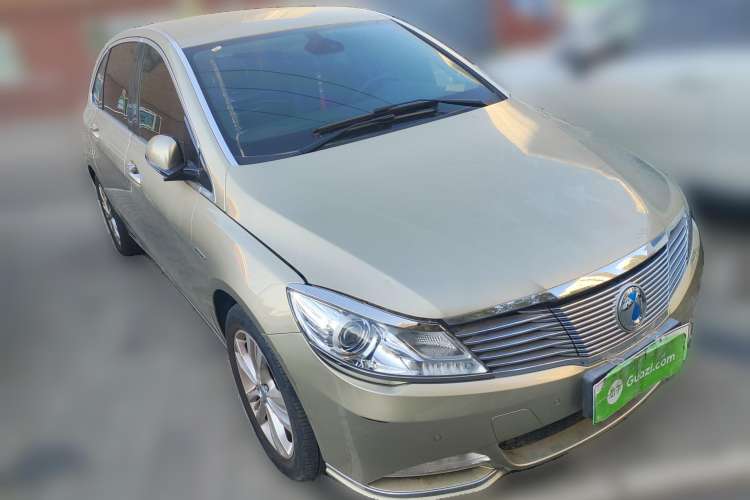 Used Denza 2017 Stylish Edition Front Right 45 Deg