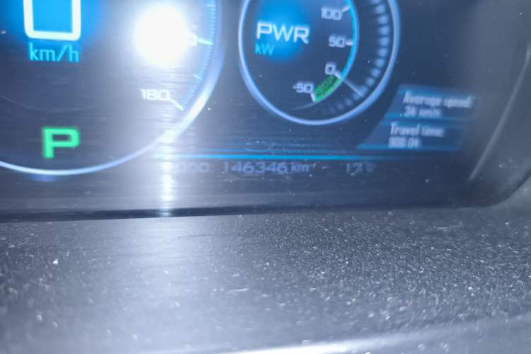 Used Denza 2017 Honor Edition Odometer Close Up