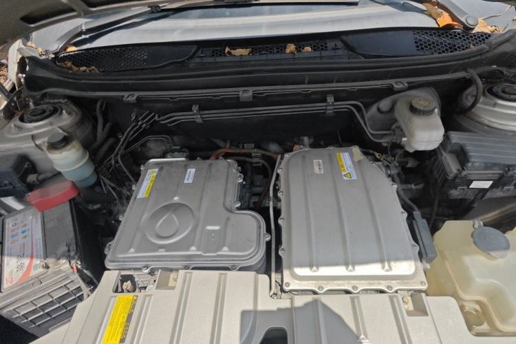 Used Denza 2017 Stylish Edition Engine Bay