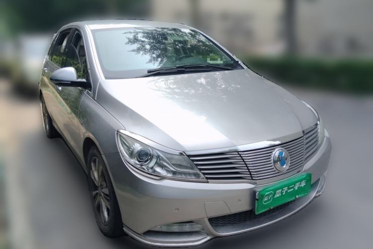 Used Denza 2017 Stylish Edition Front Right 45 Deg