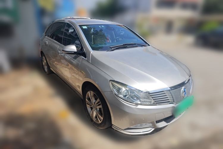 Used Denza 2017 Stylish Edition Front Right 45 Deg