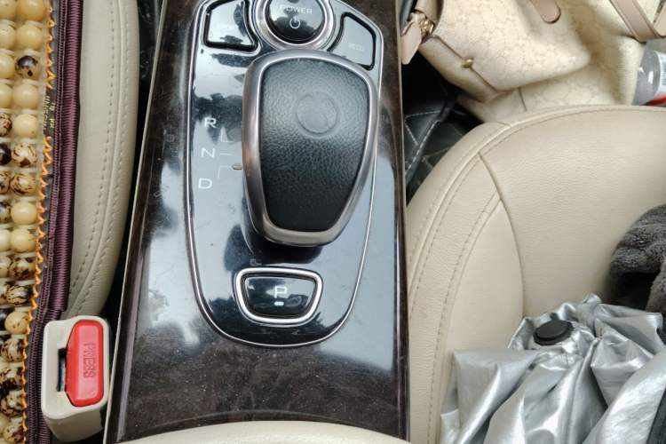 Used Denza 2017 Stylish Edition Gear Lever