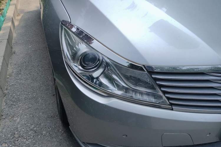 Used Denza 2017 Stylish Edition Right Front Headlight