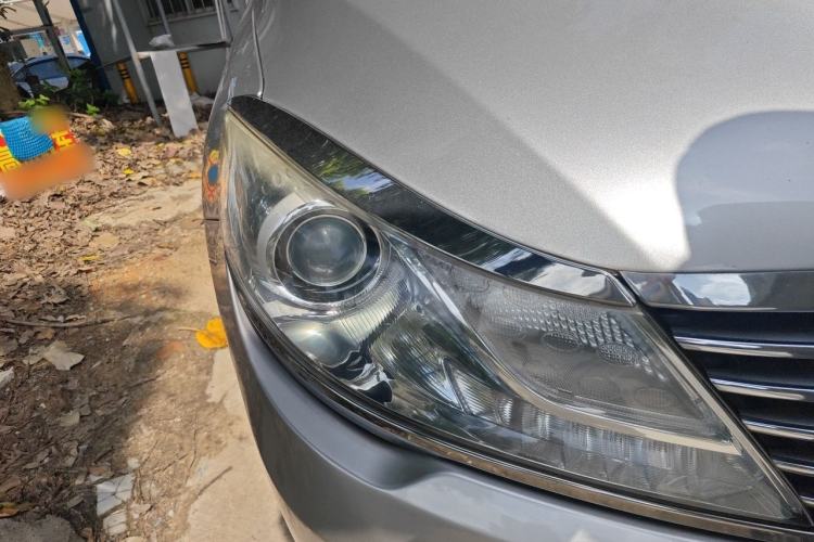 Used Denza 2017 Stylish Edition Right Front Headlight