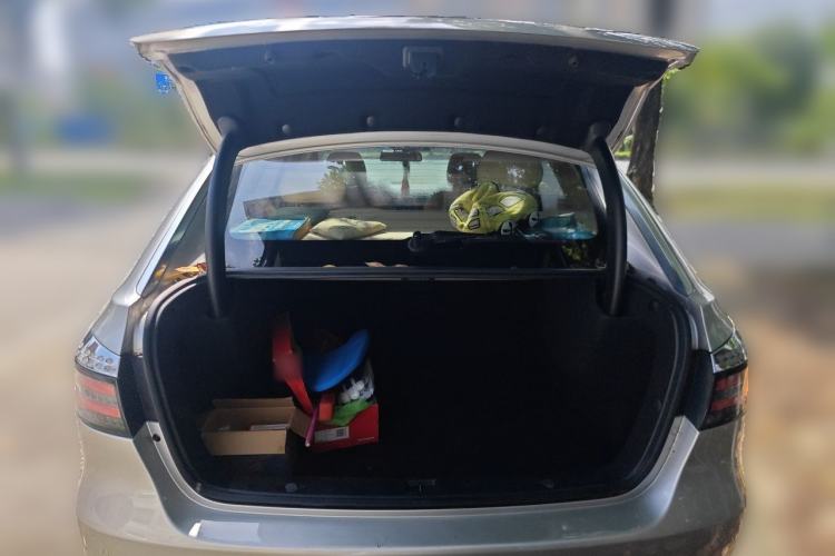 Used Denza 2017 Stylish Edition Trunk