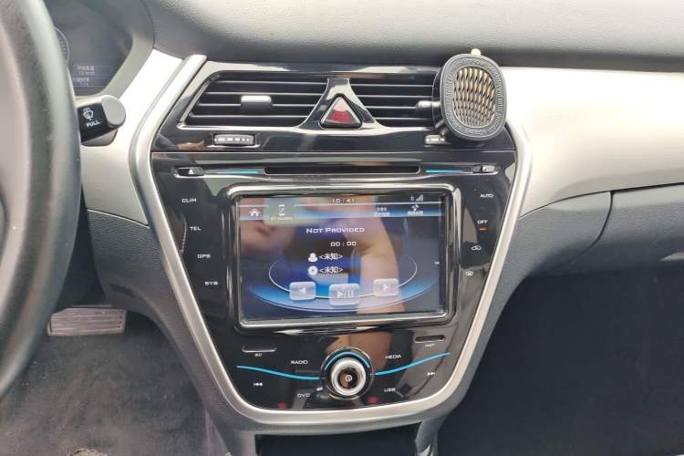 Used Denza 2017 Honor Edition Audio And AC Panel