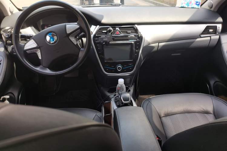Used Denza 2017 Honor Edition Center Console
