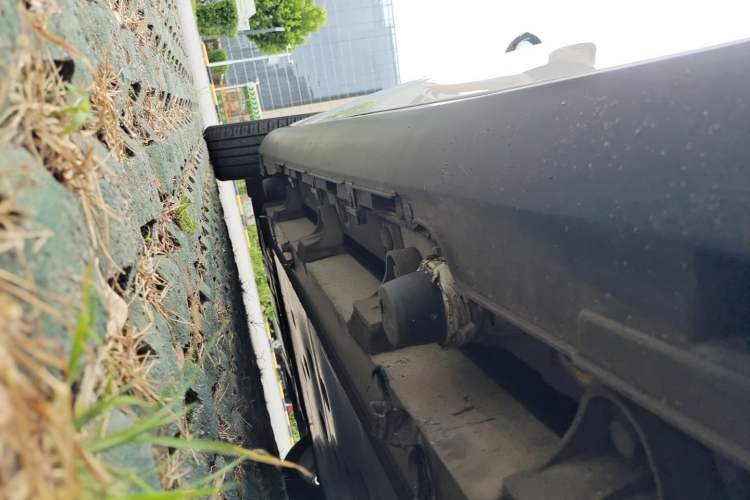 Used Denza 2017 Honor Edition Chassis Rear Left