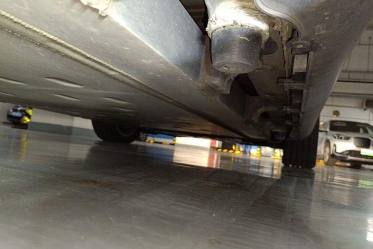 Used Denza 2017 Deluxe Edition Chassis Rear Right