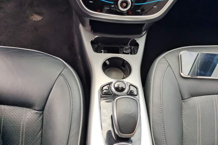 Used Denza 2017 Honor Edition Gear Lever