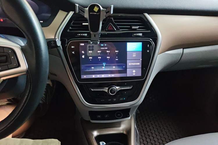 Used Denza 2018 450 Base Version Audio And AC Panel