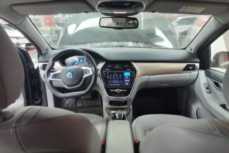 Used Denza 2018 500 Fashion Edition Center Console