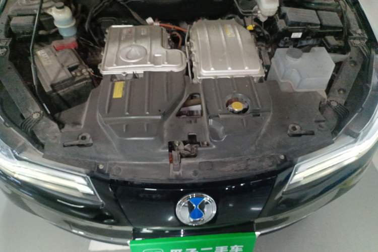 Used Denza 2018 500 Glory Edition Engine Bay