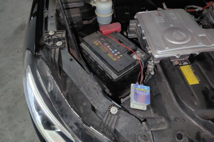 Used Denza  Engine Bay Right