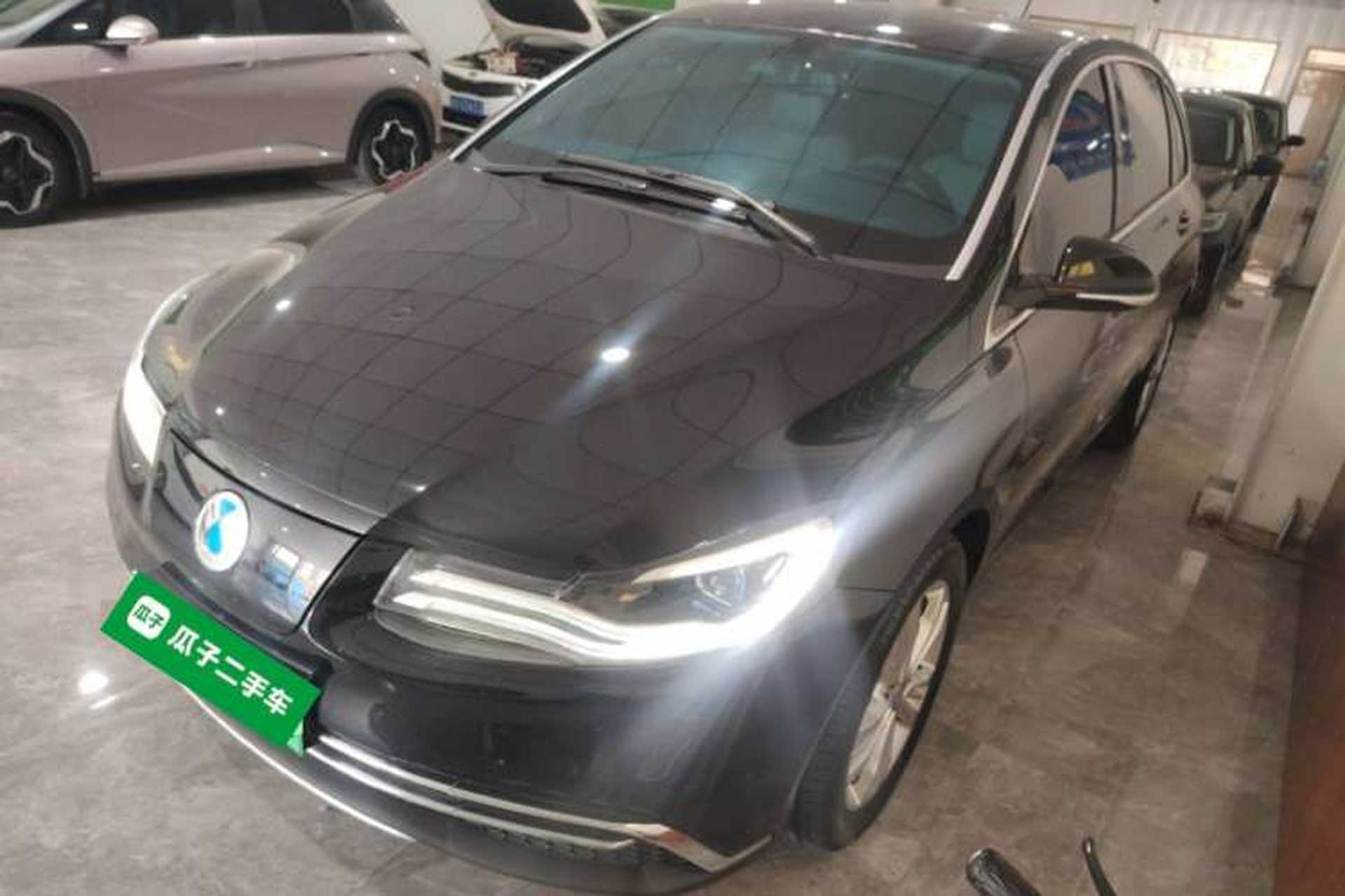 Used Denza 2018 500 Fashion Edition Front Left 45 Deg
