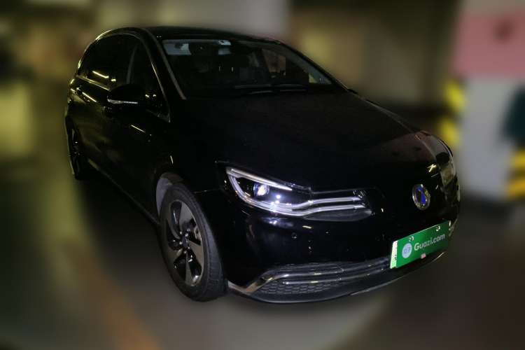 Used Denza 2018 500 Glory Edition Front Right 45 Deg