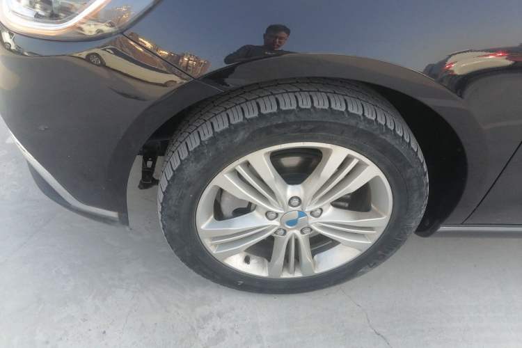 Used Denza 2018 450 Base Version Left Front Wheel Hub