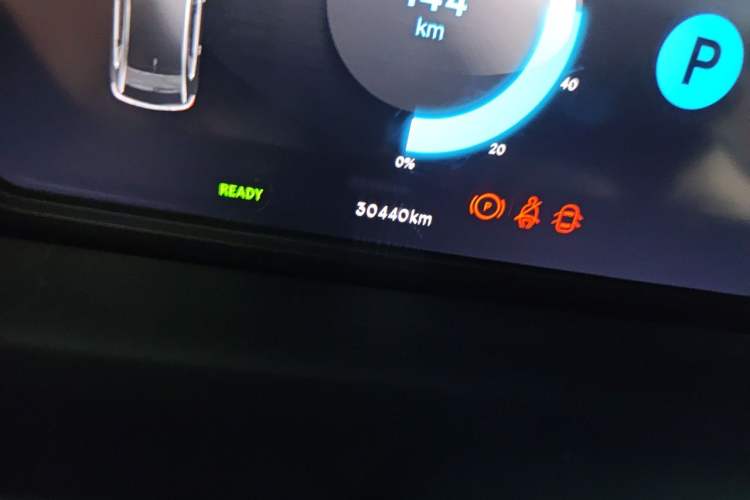 Used Denza 2018 450 Base Version Odometer Close Up