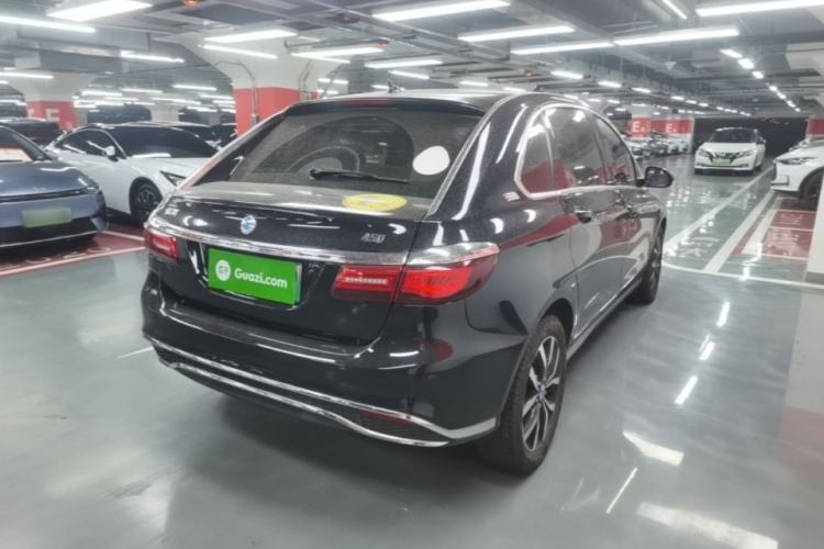 Used Denza 2018 500 Fashion Edition Rear Right 45 Deg